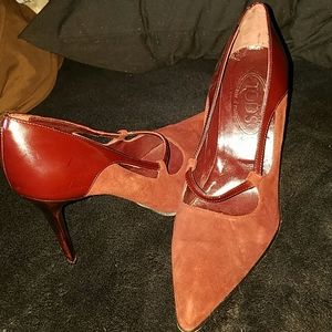 TOD'S SIZE 7 DESIGNER HEELS